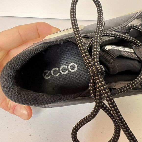 Ecco Intrinsic 3 Black Lace Up Sneakers - Picture 8 of 8
